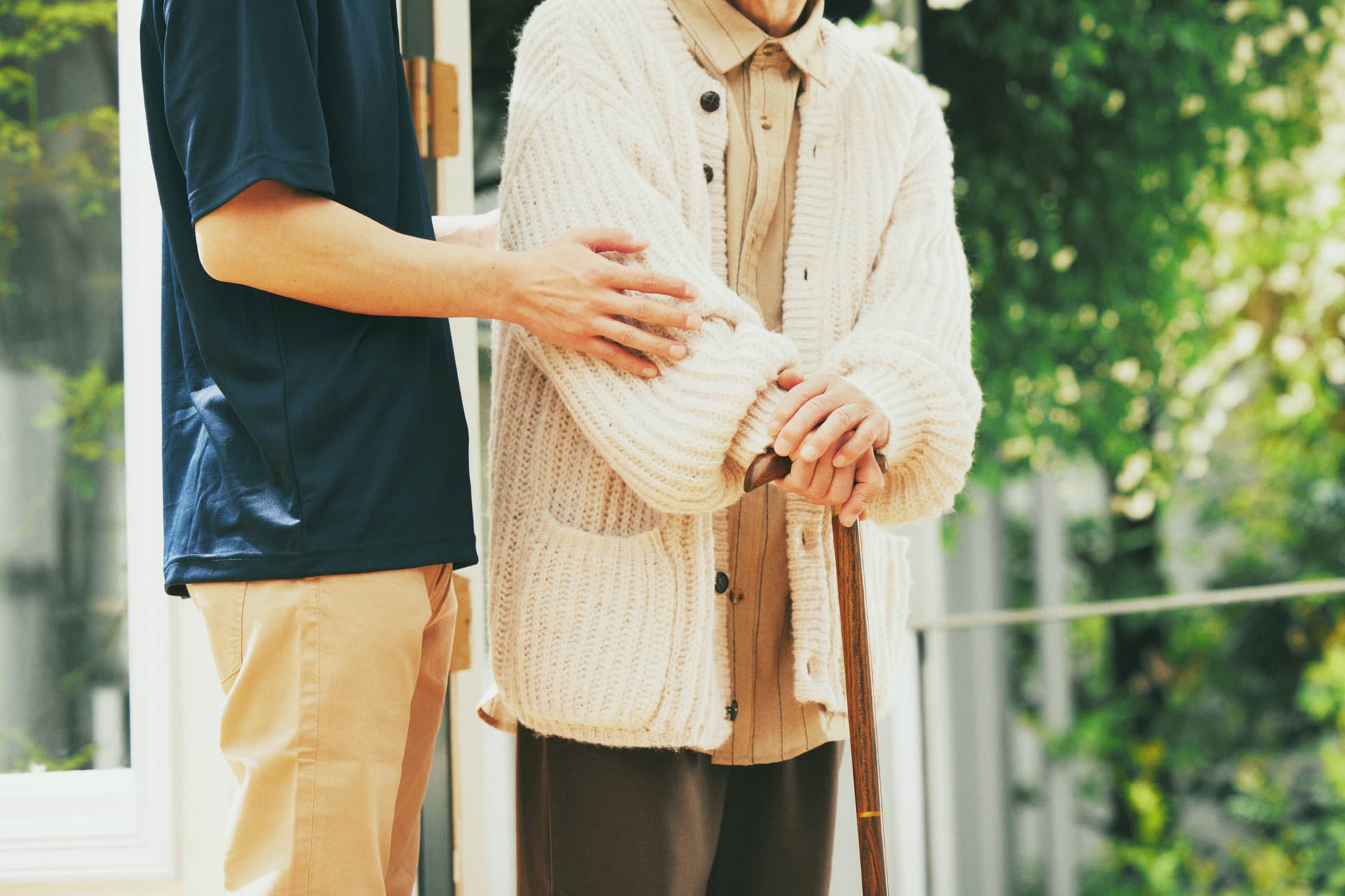 訪問型の自費リハ支援｜理学療法士・作業療法士｜業務委託・1時間5,000円