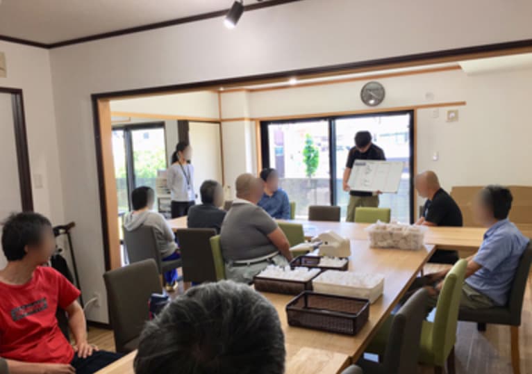 障がいがあっても「はたらく」「稼ぐ」を支援するお仕事です!