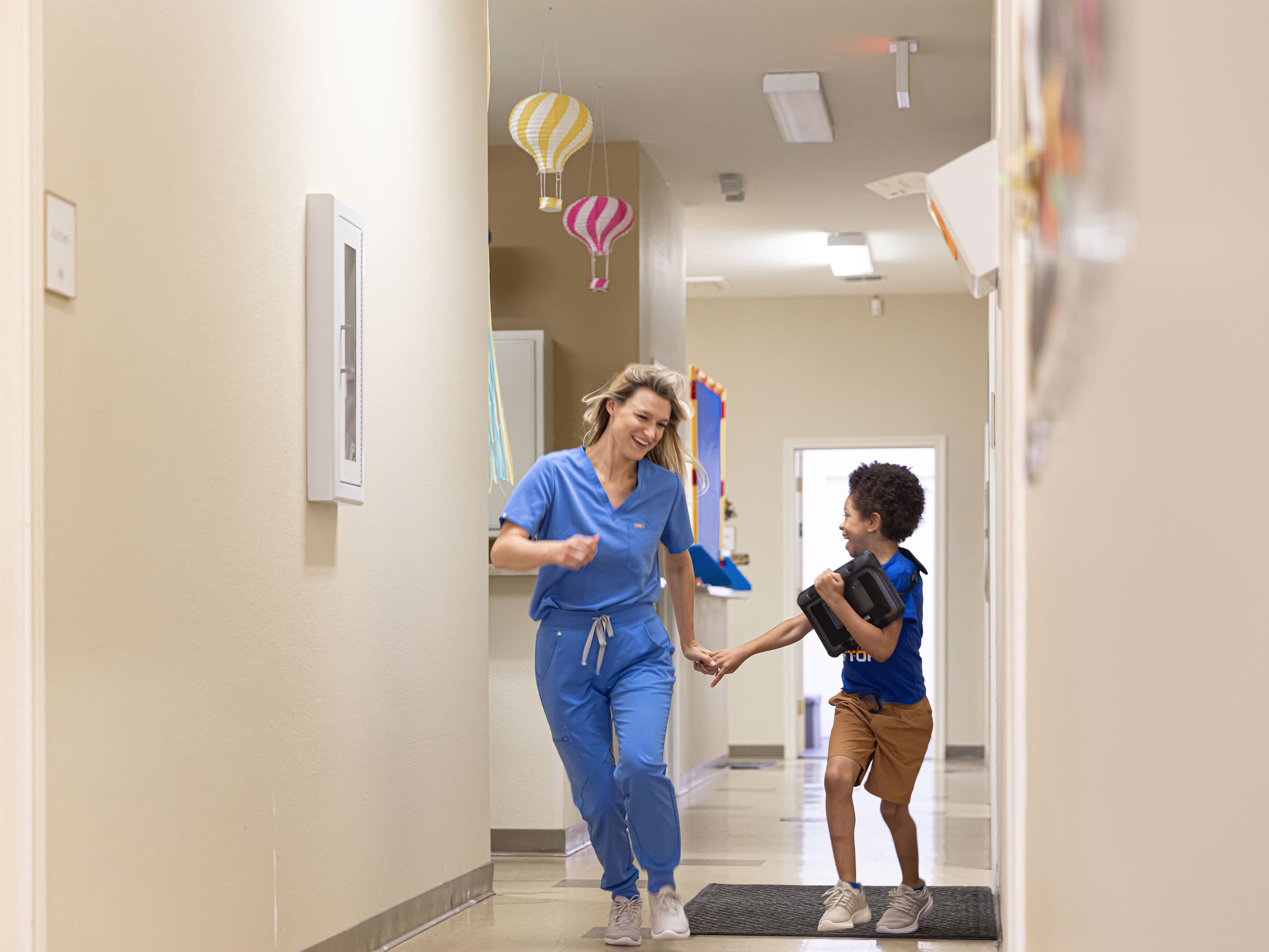 【東京都/品川区】リハビリ機器や福祉機器をなどを紹介・販売・サポートする方を募集します!<理学療法>